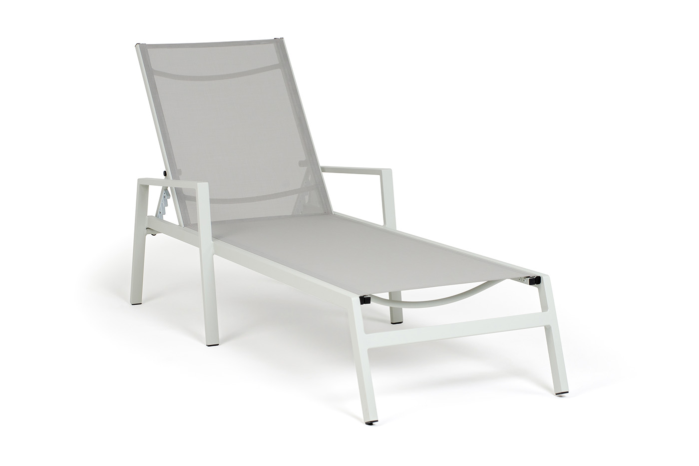 фото "парма" шезлонг, каркас алюминий светло-серый (ral7035) муар, ткань текстилен темно-серая