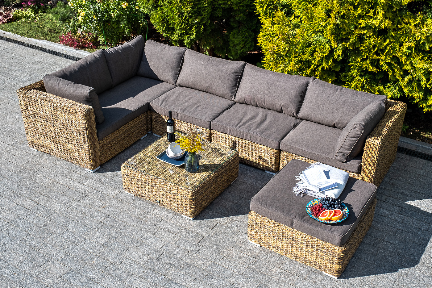 фото "лунго" трансформирующийся диван из искусственного ротанга (гиацинт), цвет соломенный