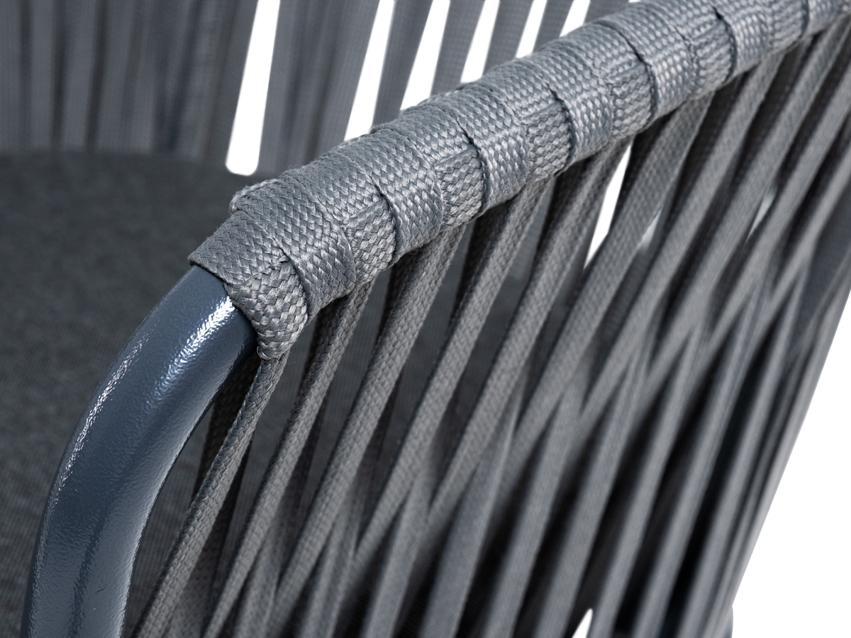 фото "бордо" стул барный плетеный из роупа, каркас из стали темно-серый (ral7024) муар, роуп серый 15мм, ткань темно-серая 027