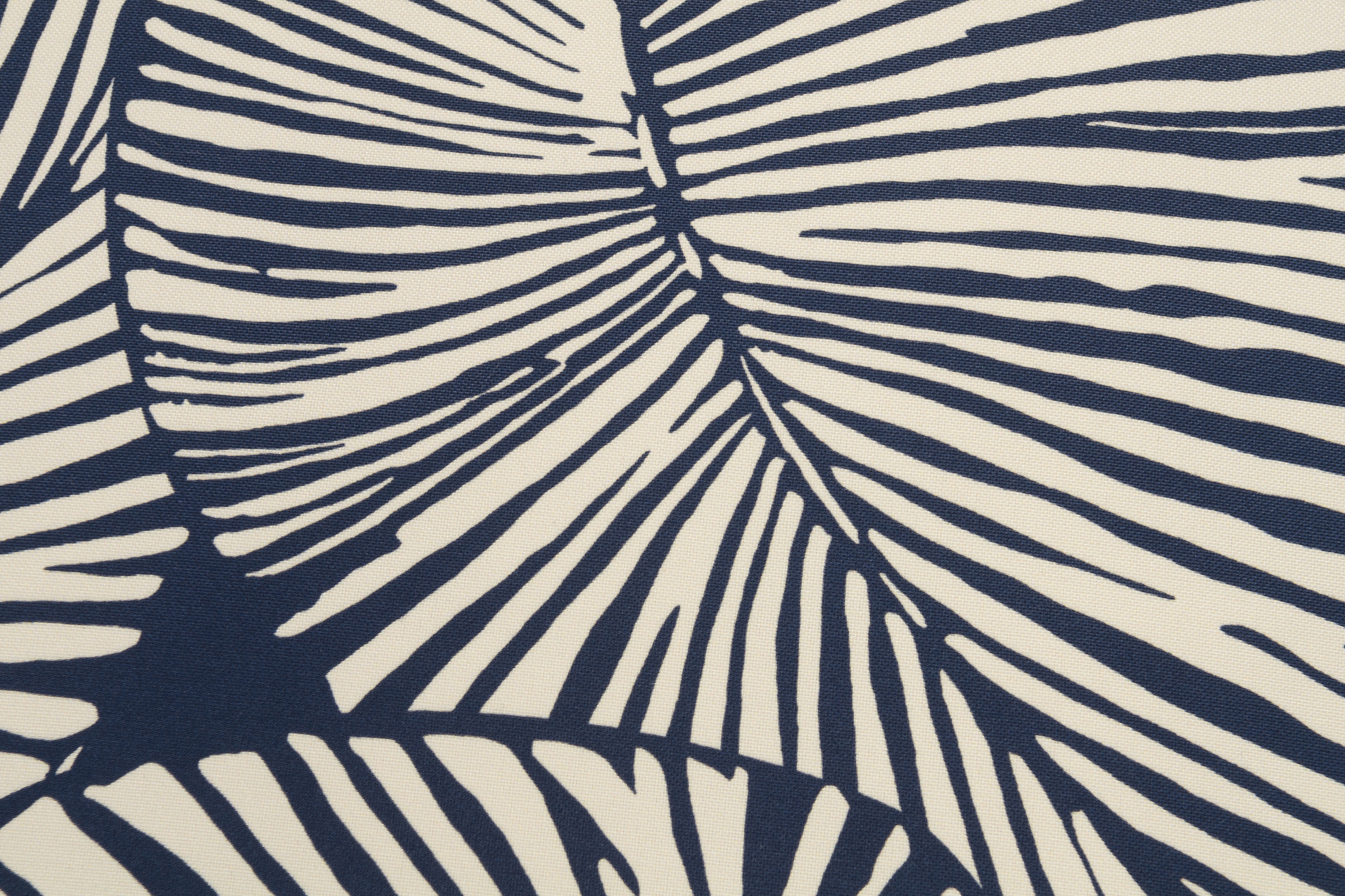 фото декоративная подушка 45х45 см, цвет блэк форест