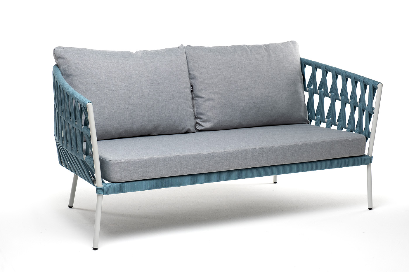 фото "диего" диван 2-местный плетеный из роупа, каркас алюминий светло-серый (ral7035) муар, роуп бирюзовый круглый, ткань светло-серая
