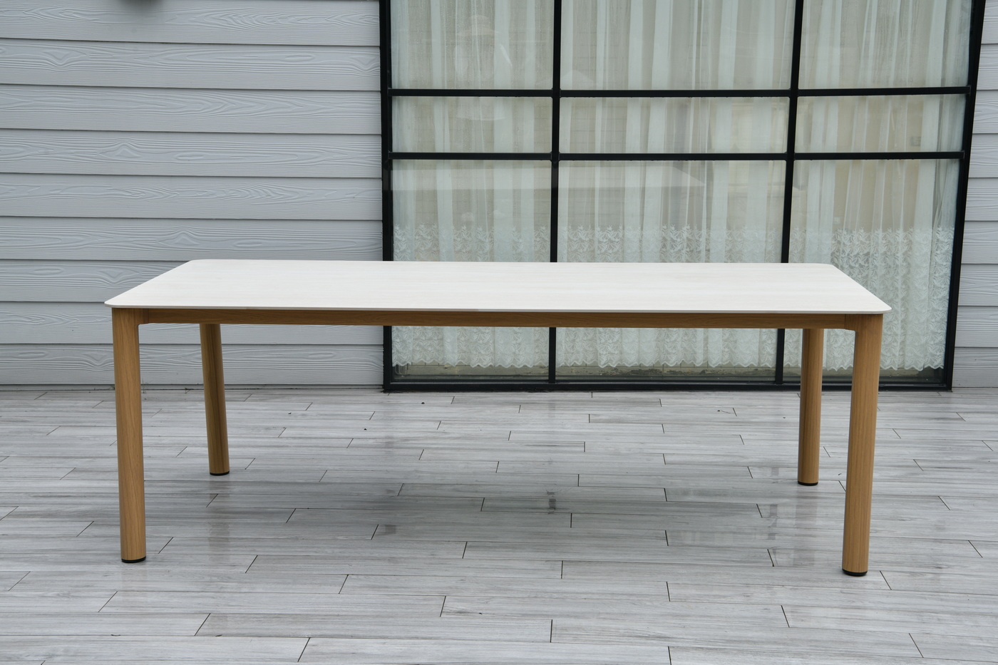 фото "кейптаун" стол обеденный из алюминия, столешница из искусственного камня