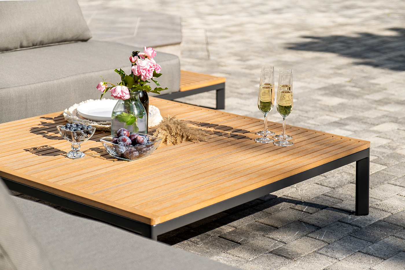 фото "амальфия" трансформирующаяся лаунж-зона из алюминия, цвет графит (к)