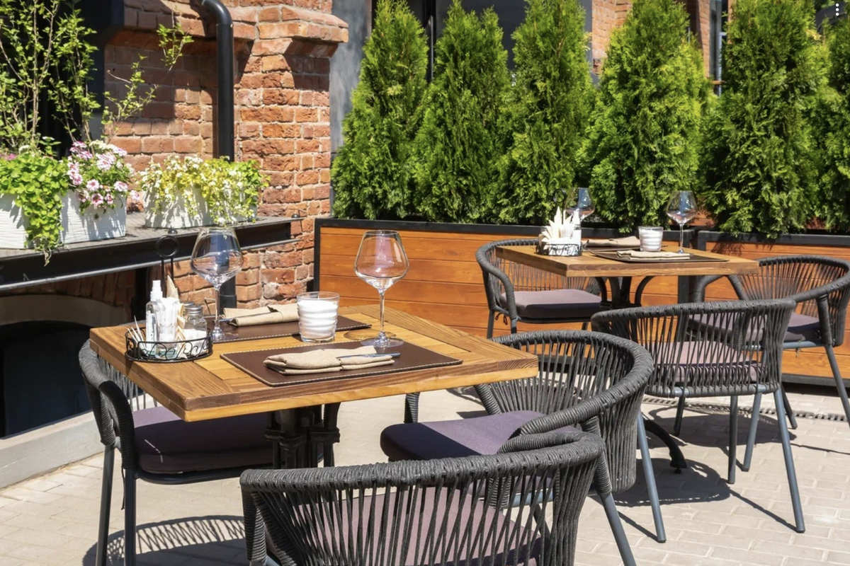 фото "женева" стул плетеный из роупа, каркас алюминий темно-серый (ral7024) шагрень, роуп темно-серый круглый, ткань темно-серая