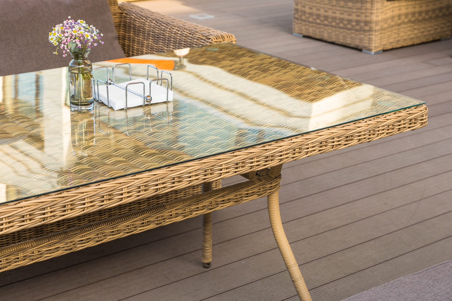 фото "латте" плетеный стол из искусственного ротанга 160х90см, цвет соломенный