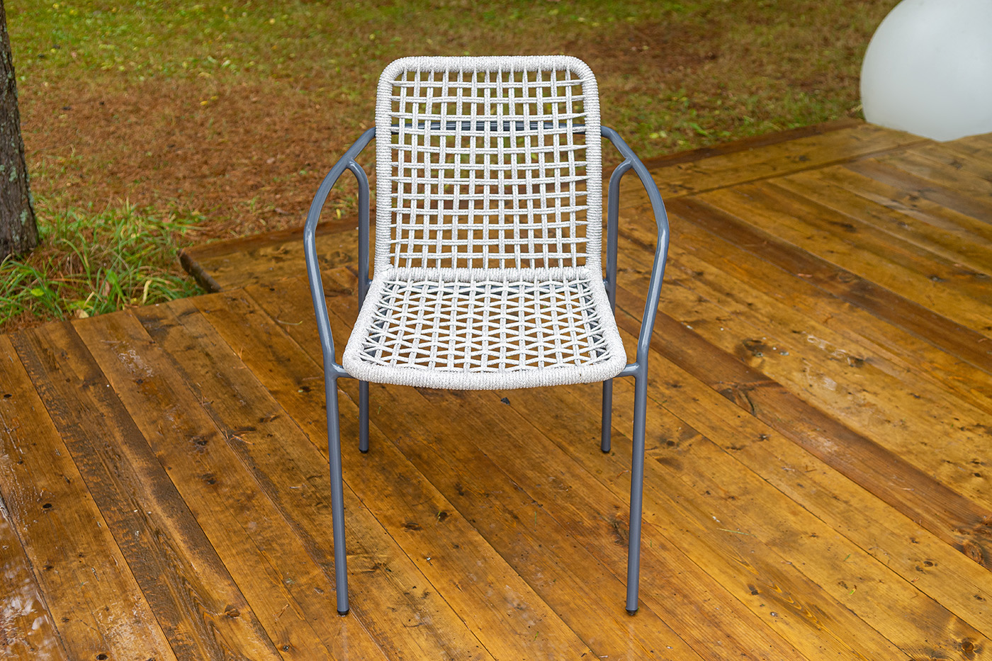 фото "тунис" стул плетеный из роупа, каркас алюминий темно-серый (ral7024), роуп светло-серый