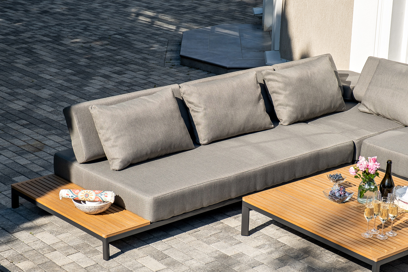 фото "амальфия" трансформирующаяся лаунж-зона из алюминия, цвет графит (к)