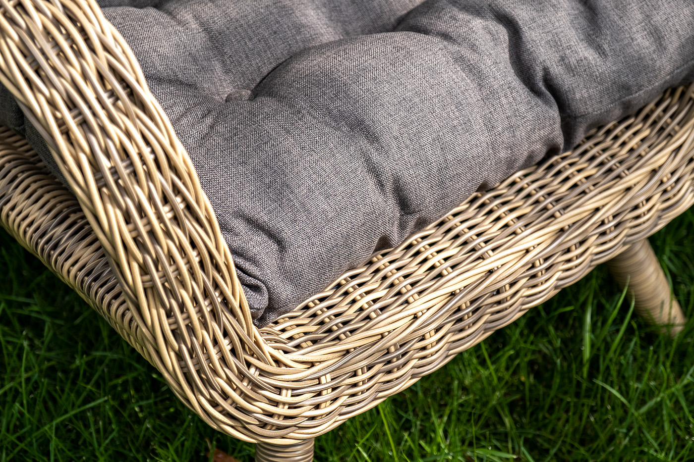 фото "толедо" кресло плетеное с подушками, цвет соломенный