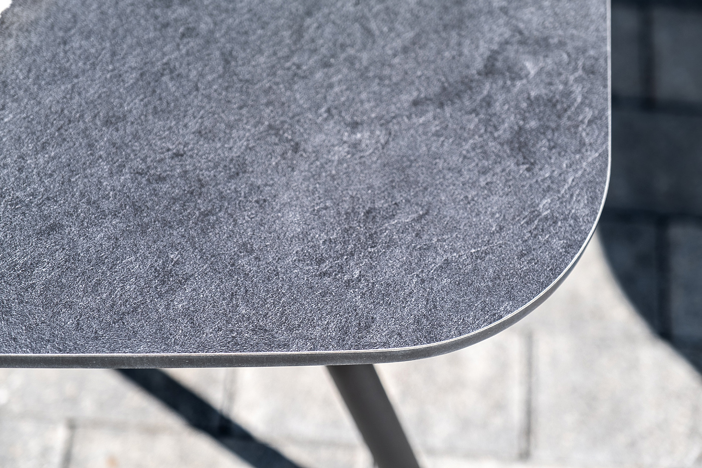 фото "верона" лаунж-зона 5-местная плетеная из роупа (веревки), каркас алюминиевый темно-серый, роуп темно-серый