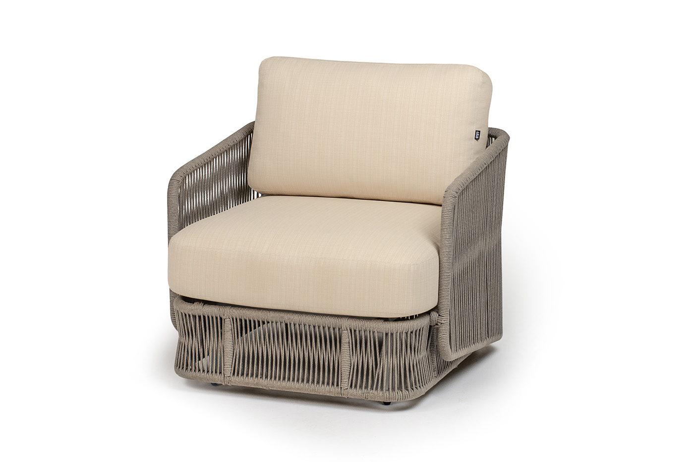 фото "альбано" кресло плетеное из роупа, каркас алюминий светло-серый (ral7035) муар, роуп серый меланж круглый, ткань mossle светло-бежевая