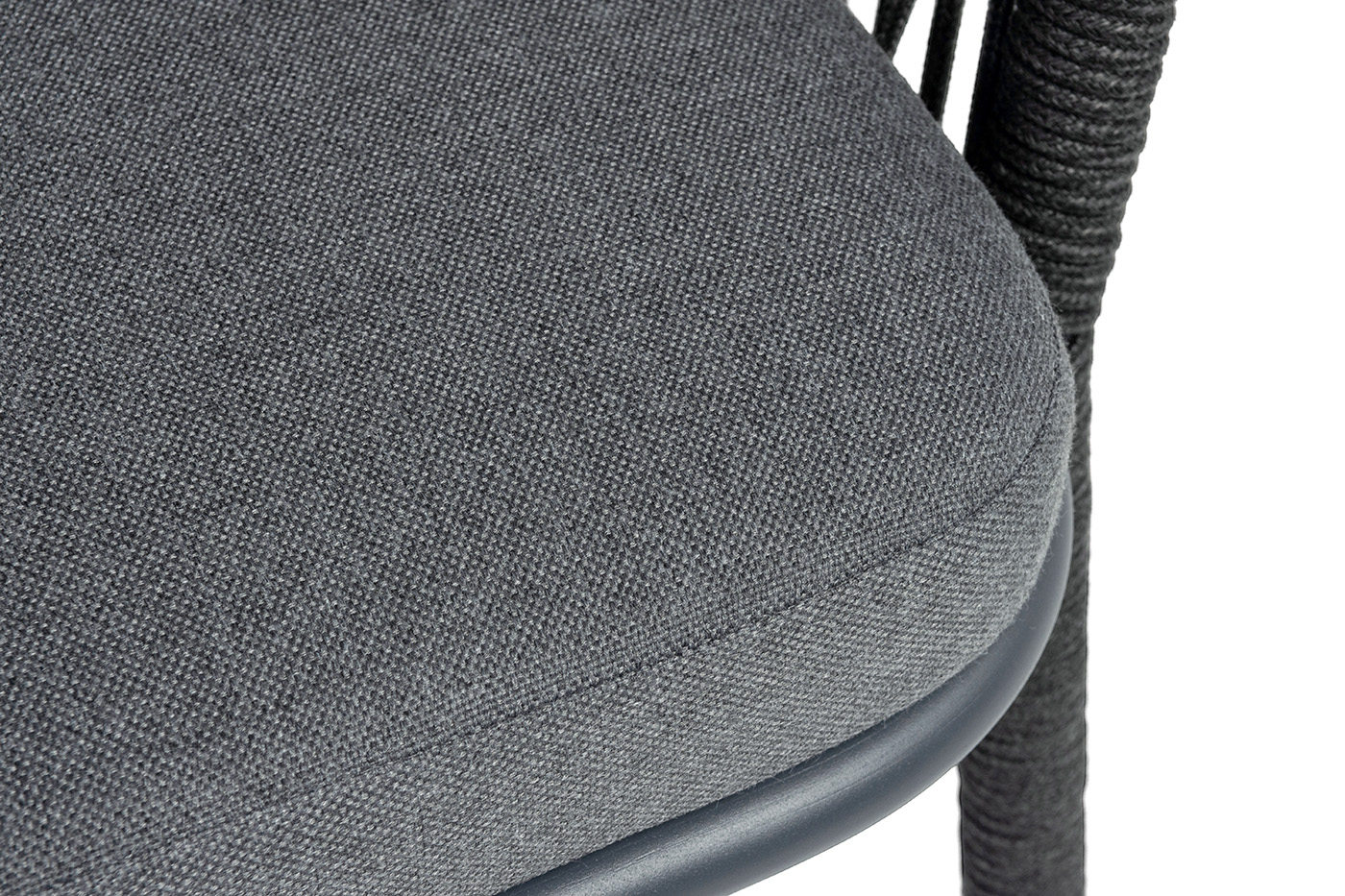 фото "марсель" стул барный плетеный из роупа, каркас из стали темно-серый (ral7024) муар, роуп темно-серый круглый, ткань темно-серая 027 new