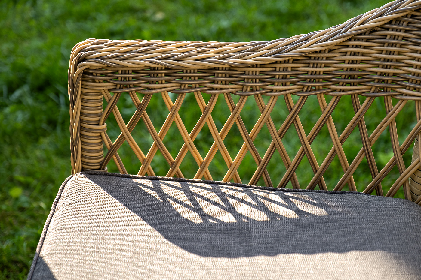 фото "дольче" обеденная группа из искусственного ротанга, цвет соломенный