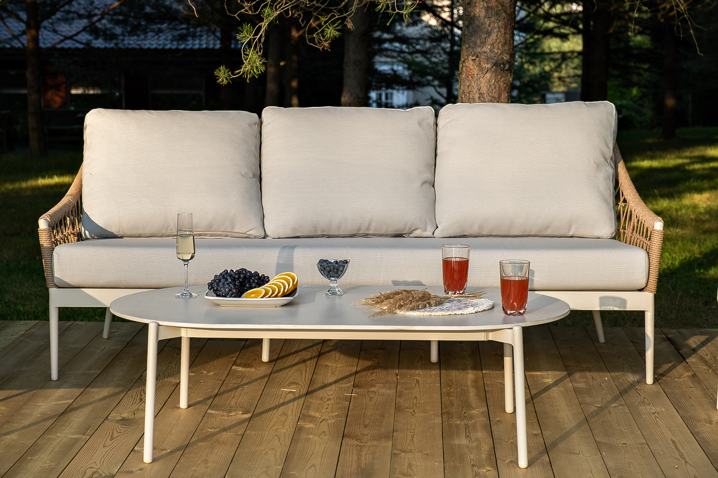 фото "венеция" лаунж-зона из искусственного ротанга, цвет соломенный (к)