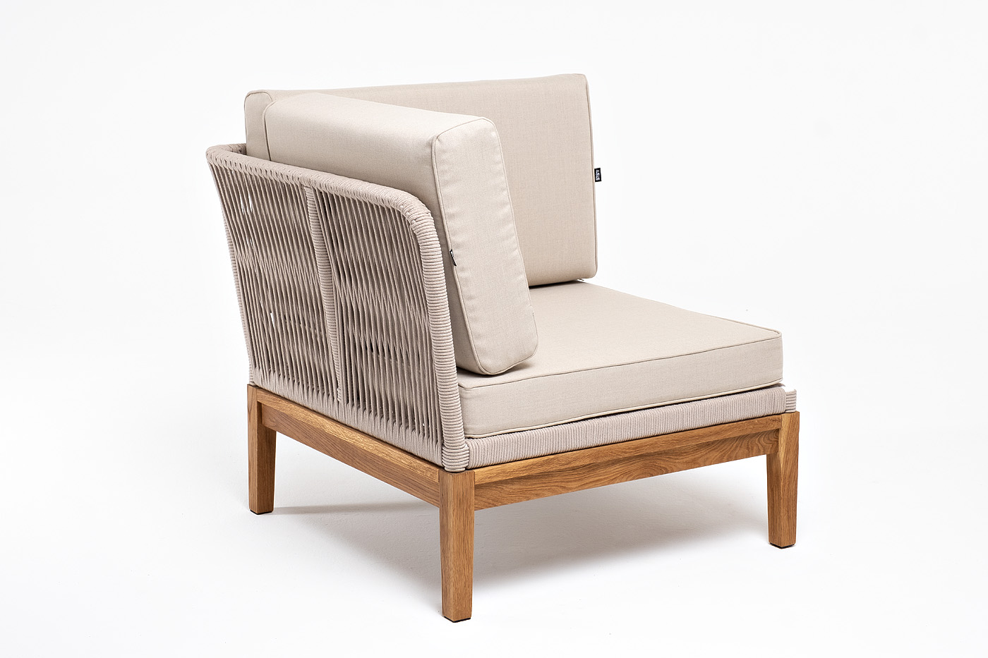 фото "канны" угловой модуль плетеный из роупа, основание дуб, роуп бежевый круглый, ткань бежевая 052