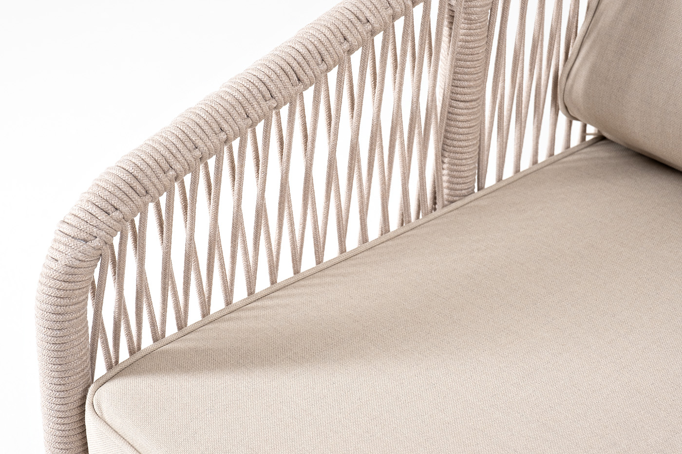 фото "канны" правый модуль плетеный из роупа, основание дуб, роуп бежевый круглый, ткань бежевая 052