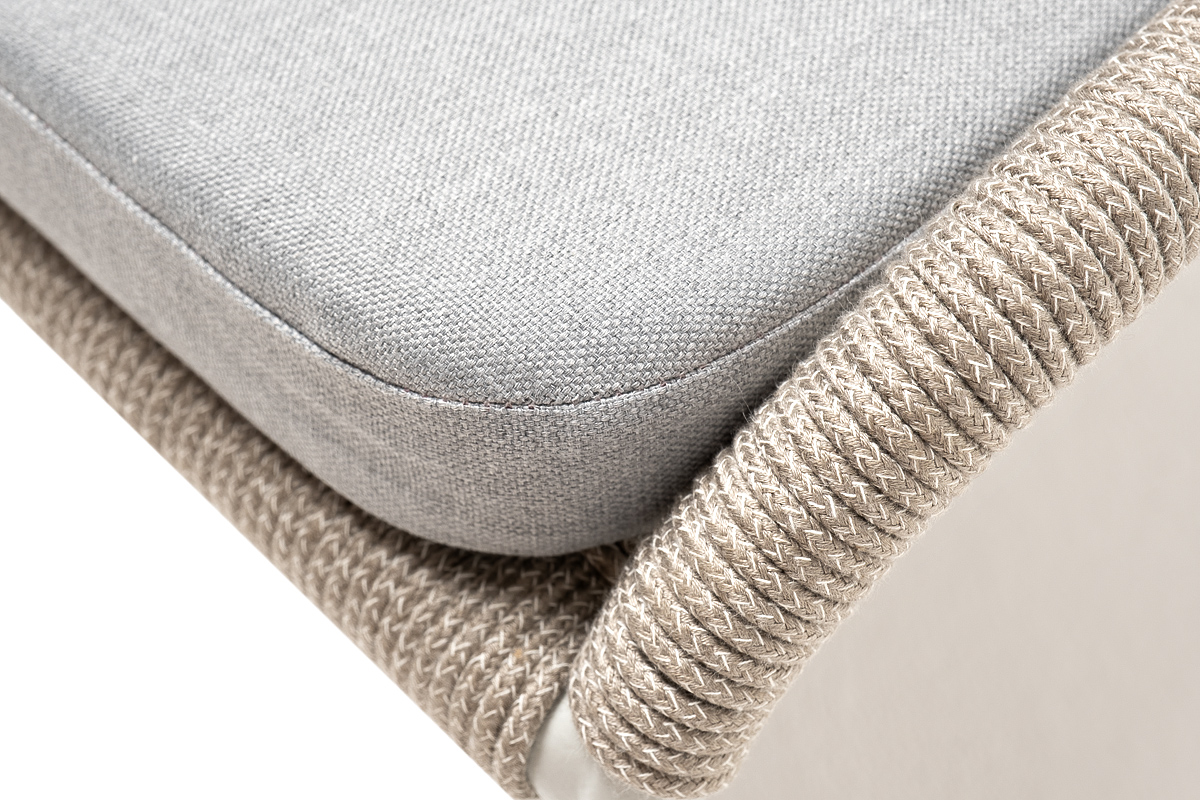 "Милан" стул плетеный из роупа, каркас алюминий светло-серый (RAL7035) муар, роуп серый меланж круглый, ткань светло-серая фото "милан" стул плетеный из роупа, каркас алюминий светло-серый (ral7035) муар, роуп серый меланж круглый, ткань светло-серая