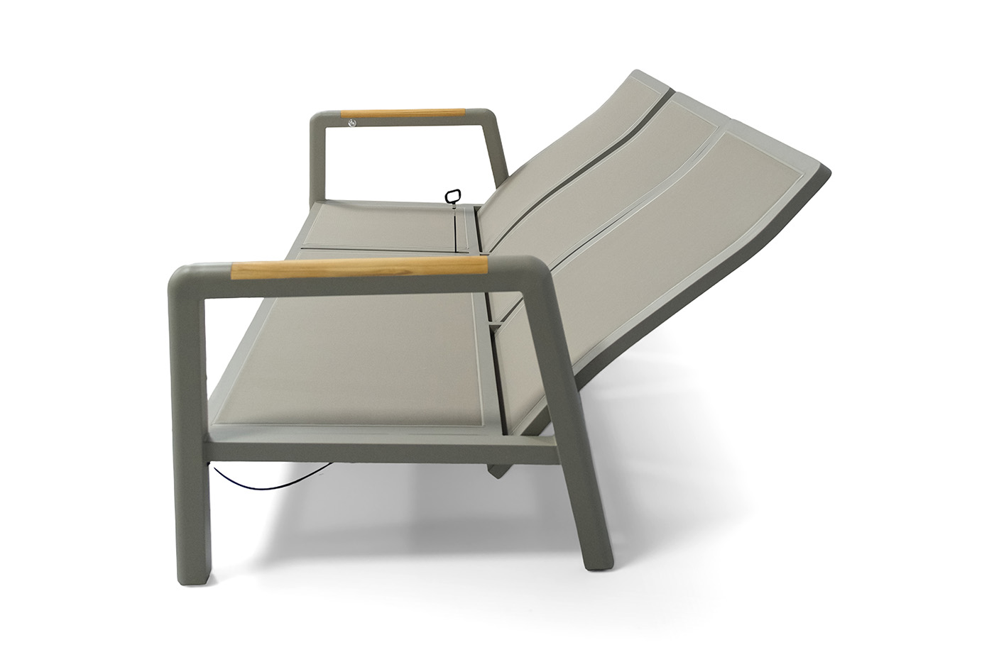 фото "бари" диван 3-местный, каркас алюминий, цвет светло-серый