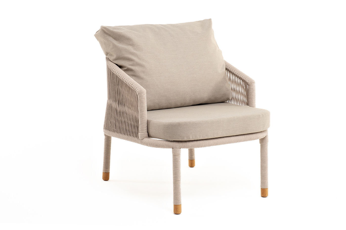 фото "верона" кресло плетеное из роупа, каркас алюминий белый муар, роуп бежевый круглый, ткань бежевая 052