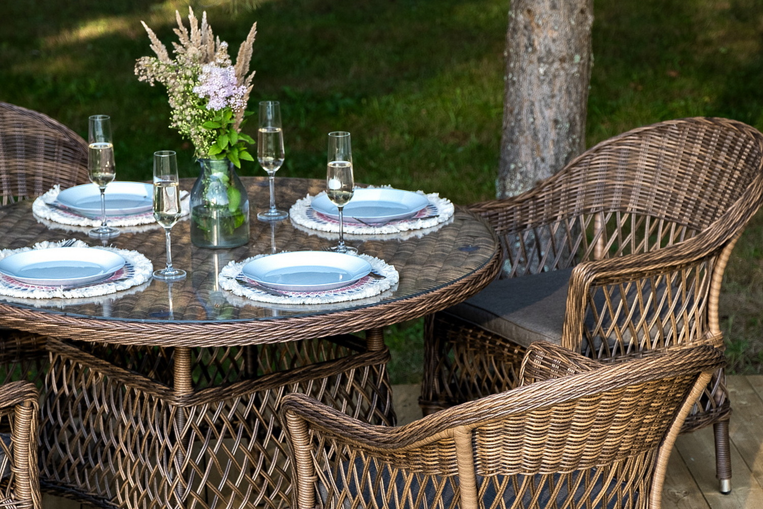 фото "дольче" обеденная группа из искусственного ротанга, цвет коричневый