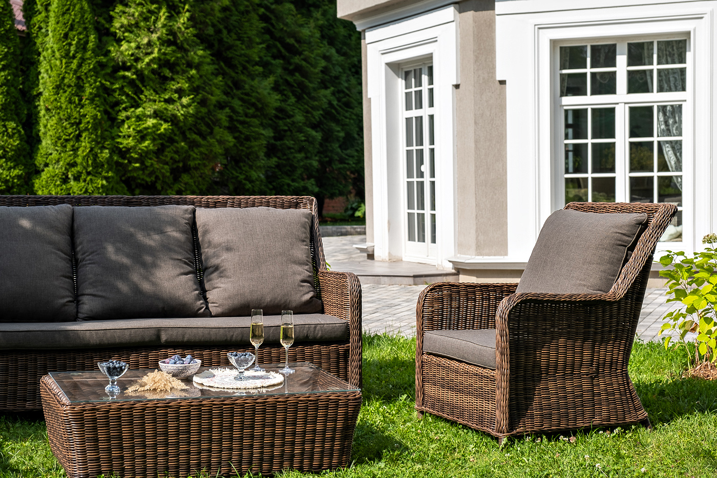 фото "гляссе" лаунж-зона из искусственного ротанга, цвет коричневый