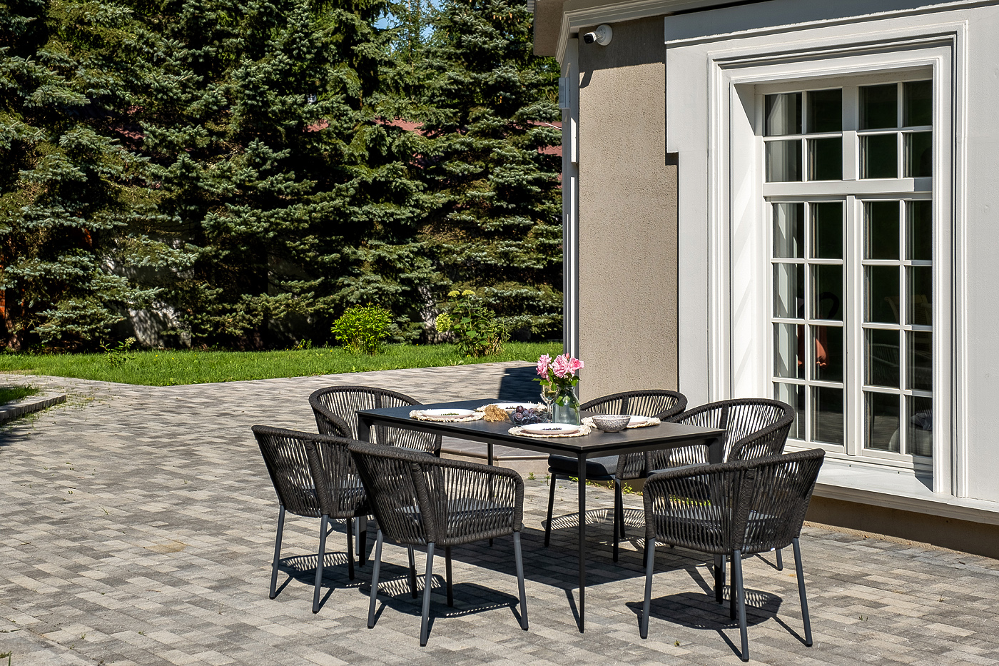 фото "малага" обеденная группа на 6 персон со стульями "марсель", каркас темно-серый, роуп темно-серый