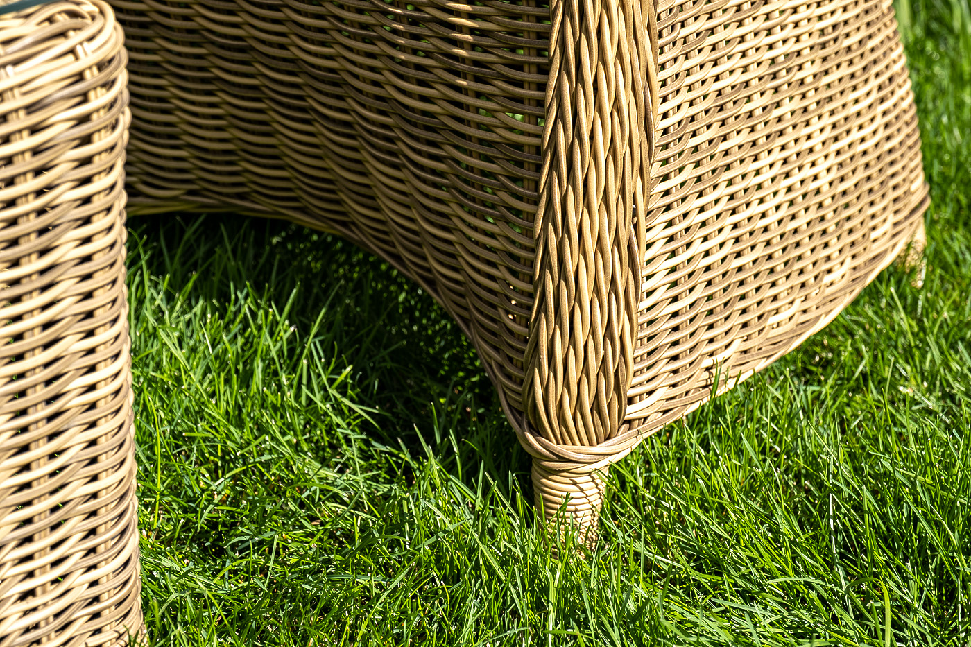 фото "равенна" диван двухместный плетенный из ротанга, цвет соломенный