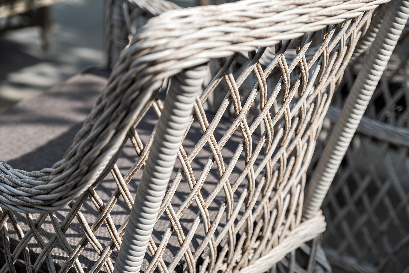 фото "латте" обеденная группа плетеная, цвет бежевый