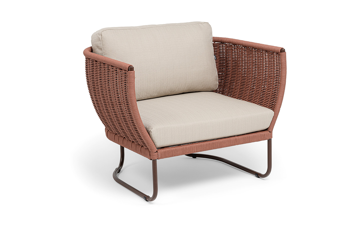 фото "фиджи" кресло плетеное из роупа, каркас алюминий коричневый (ral8016) муар, роуп красный (8372) круглый tex, ткань mossle бежевая