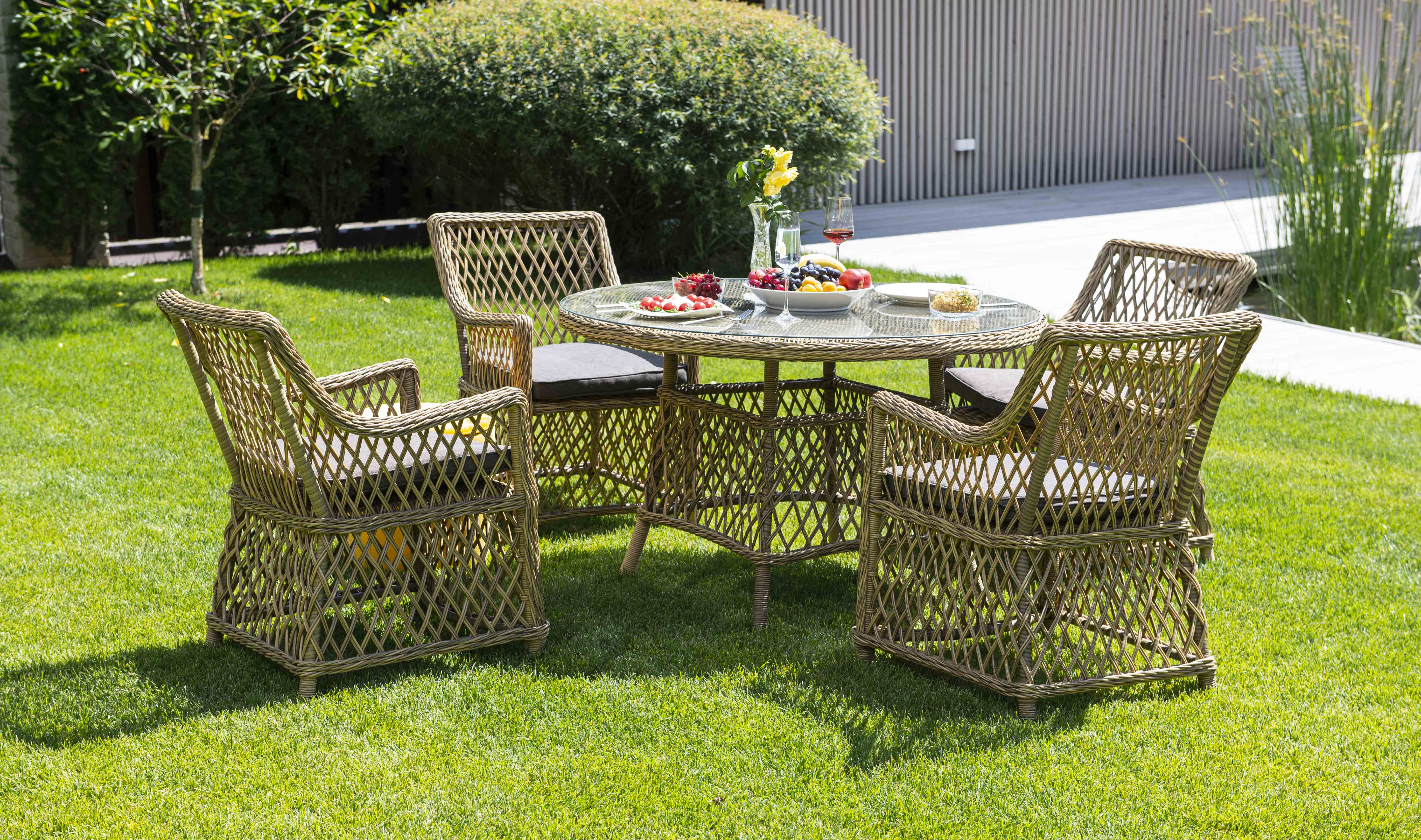 фото "доппио" обеденная группа плетеная, цвет соломенный