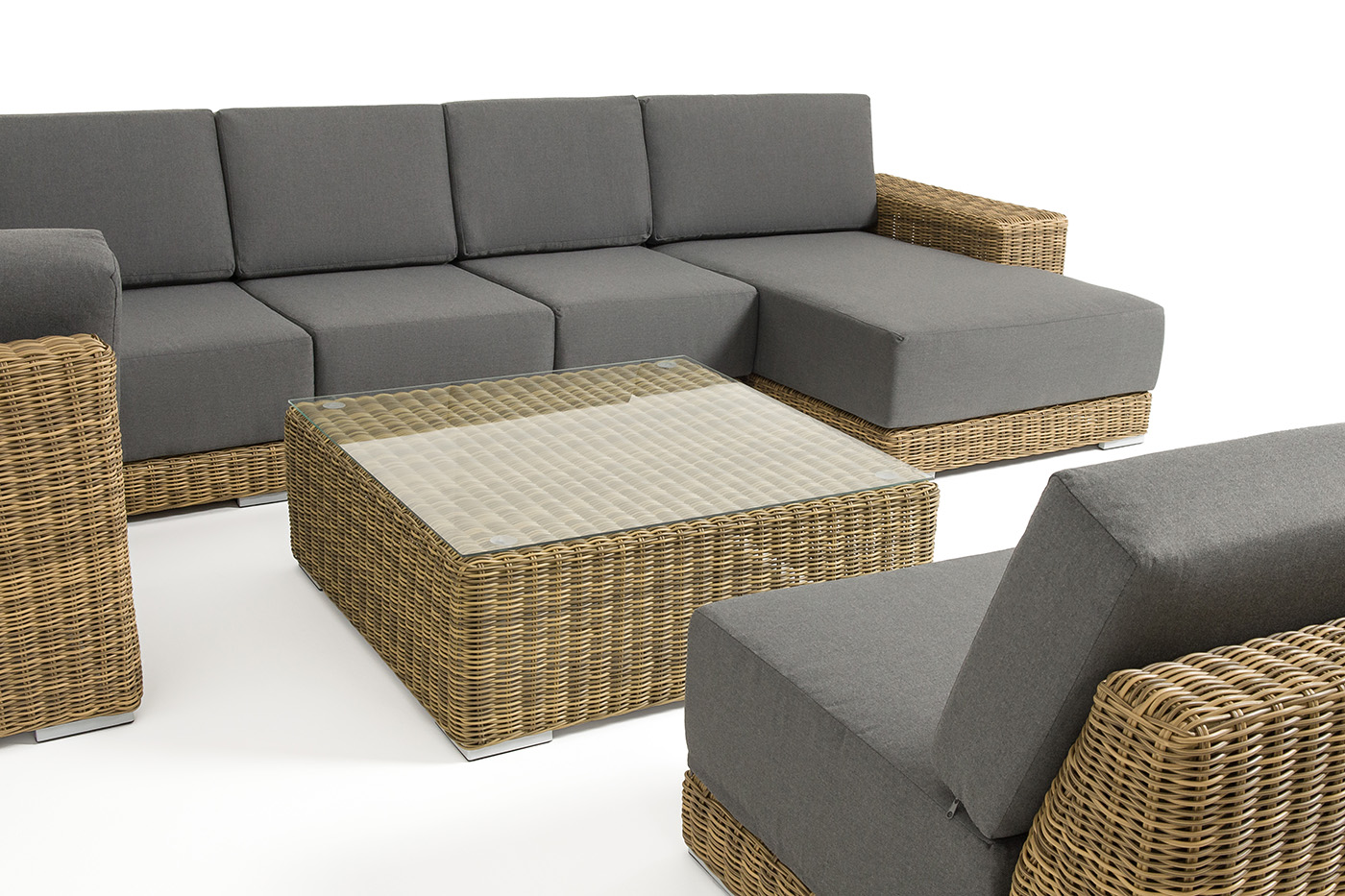 фото "капри" трансформирующаяся лаунж-зона из искусственного ротанга, цвет соломенный