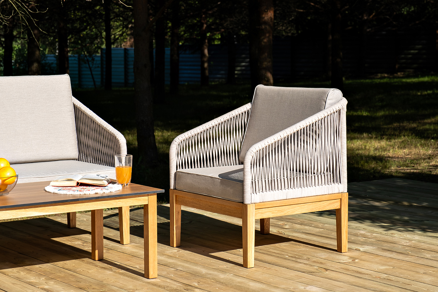 фото "канны" кресло плетеное из роупа, основание дуб, роуп бежевый круглый, ткань бежевая 15052