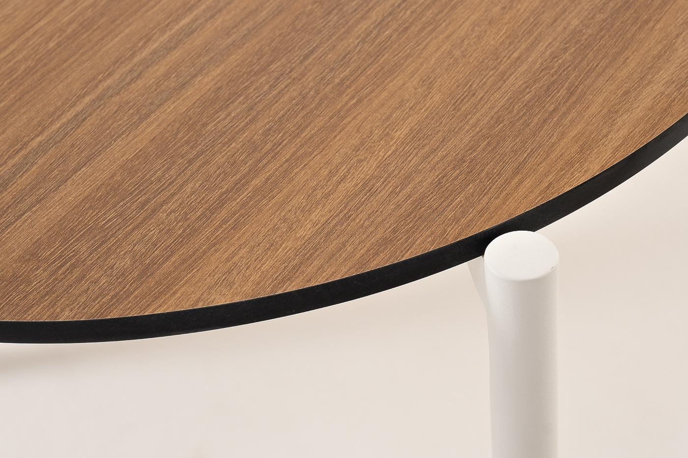 фото "диего" журнальный стол из hpl 120х60 h40, каркас белый муар, цвет "дуб"