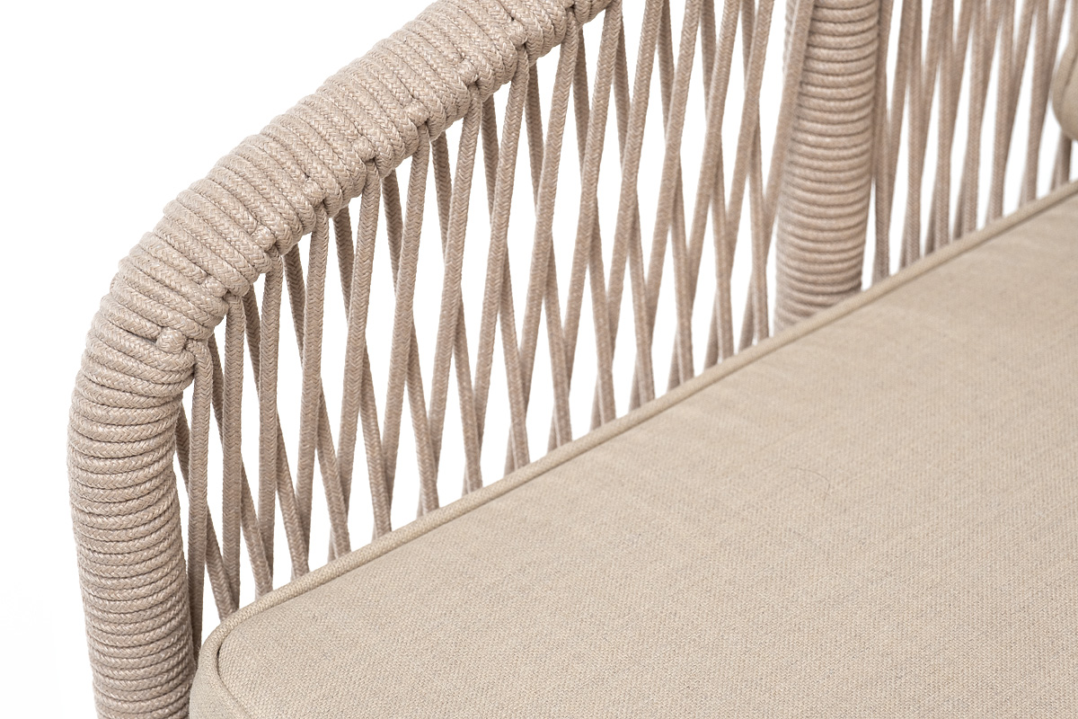 фото "канны" кресло плетеное из роупа, каркас алюминий белый, муар, роуп бежевый круглый, ткань бежевая 052