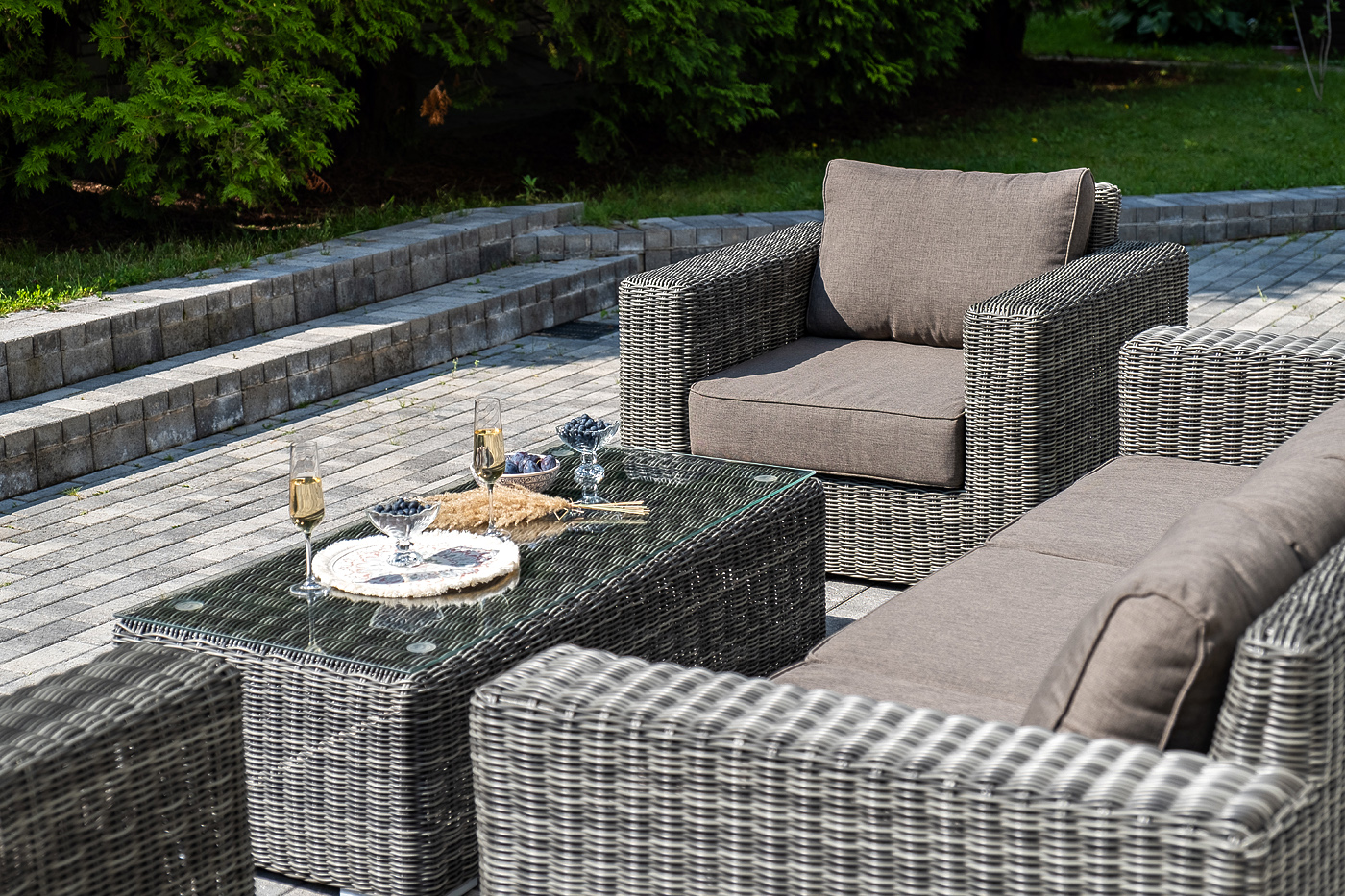 фото "боно" лаунж-зона из искусственного ротанга, цвет графит