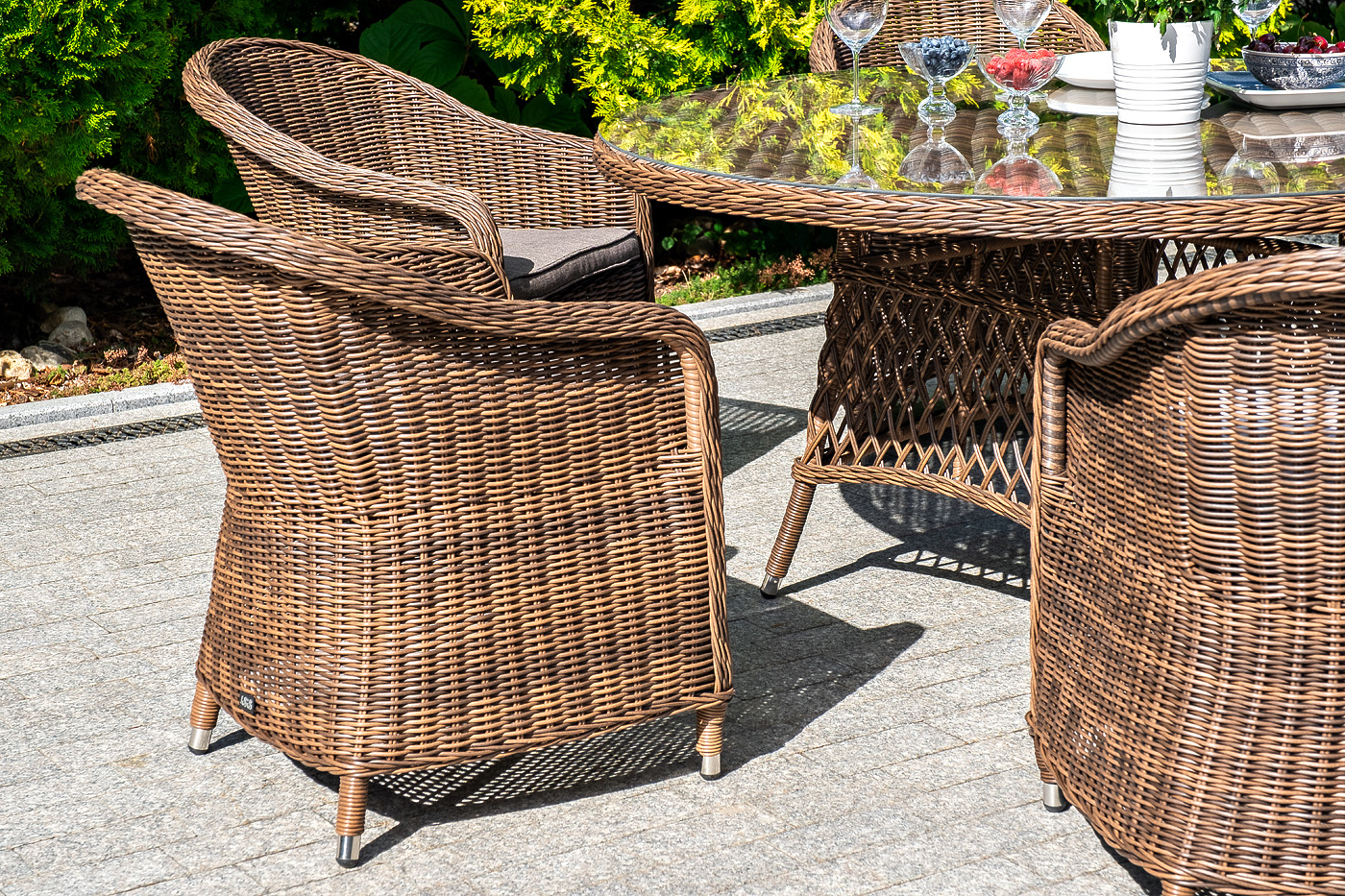 фото "равенна" плетеное кресло из искусственного ротанга, цвет коричневый