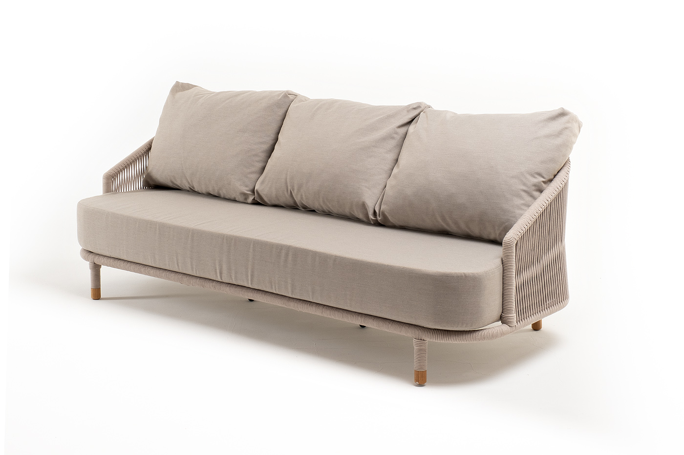 фото "верона" диван 3-местный плетеный из роупа, каркас алюминий белый муар, роуп бежевый круглый, ткань бежевая 15052