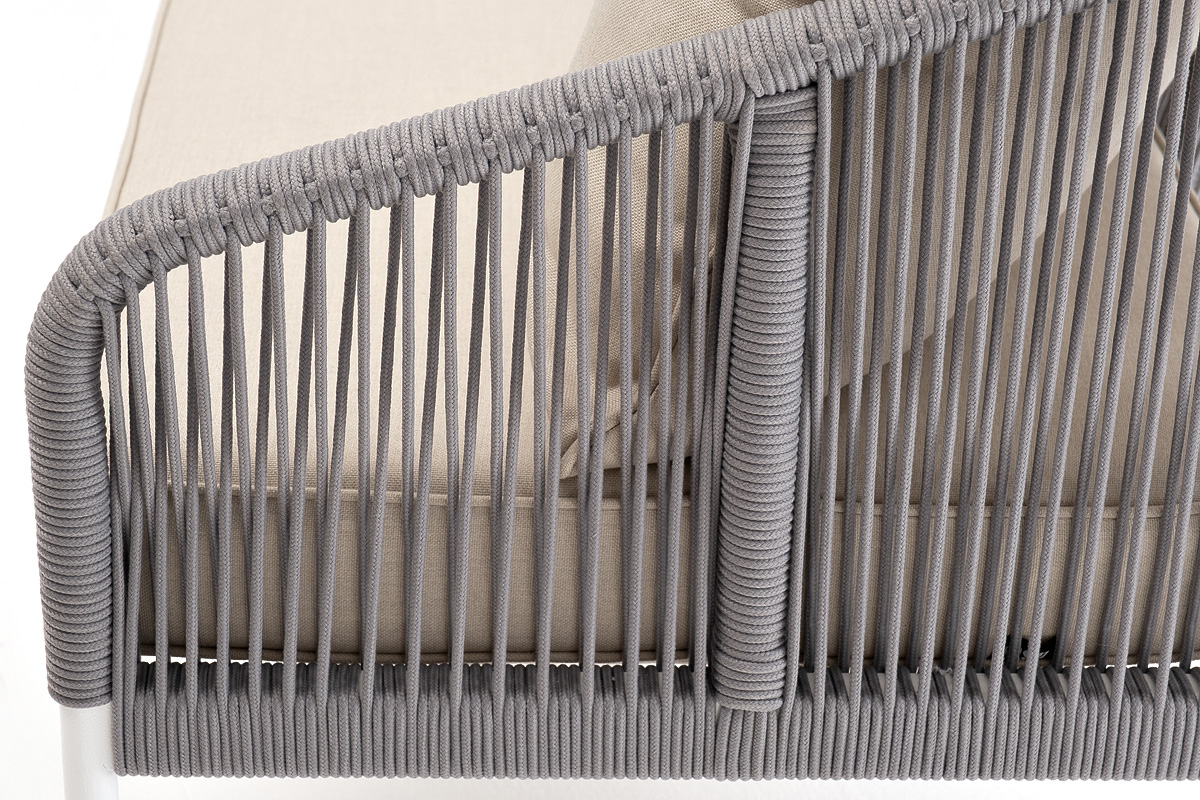 фото "канны" диван 3-местный плетеный из роупа, каркас алюминий белый муар, роуп светло-серый круглый, ткань бежевая 15052