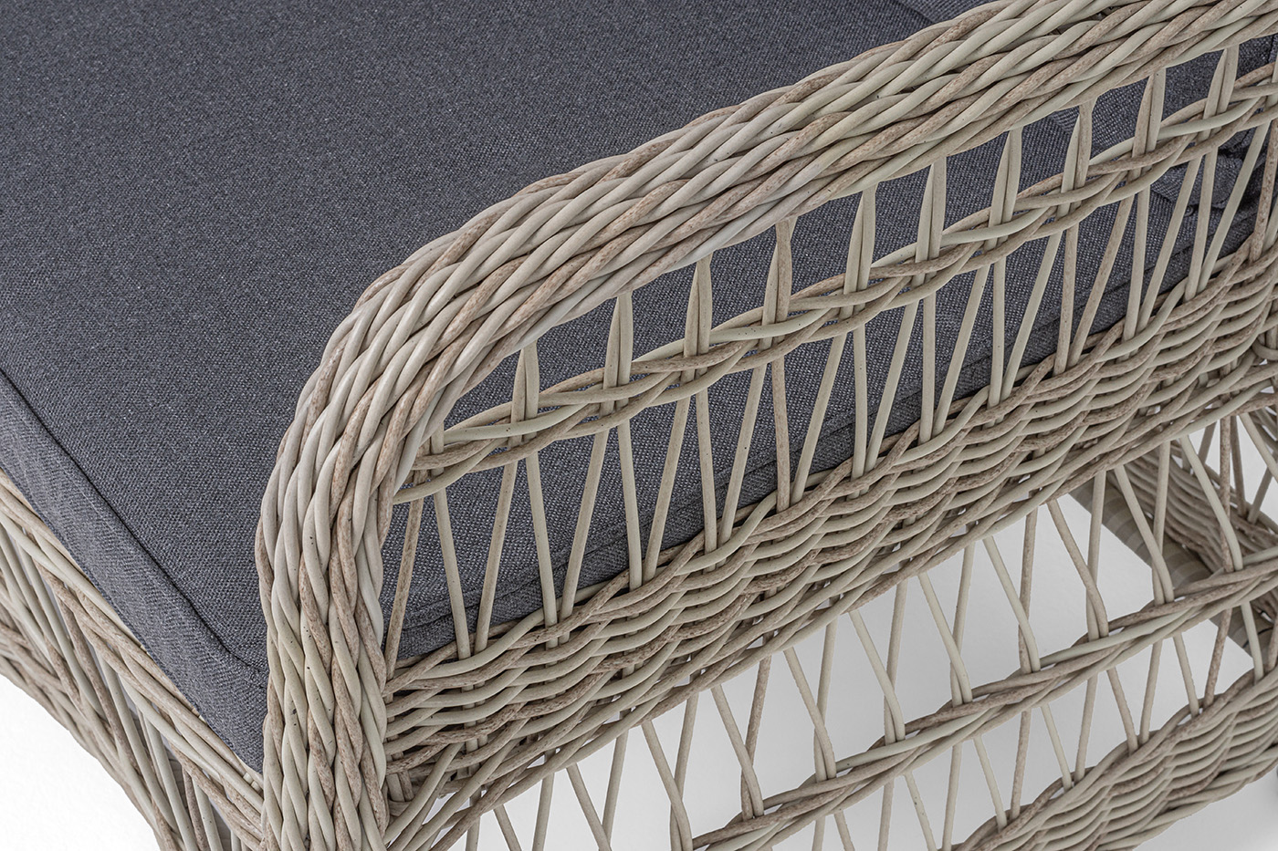 фото "цесена" кресло плетеное из искусственного ротанга, цвет бежевый