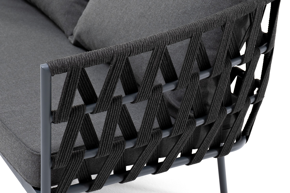фото "диего" диван 2-местный плетеный из роупа, каркас алюминий темно-серый (ral7024) муар, роуп темно-серый круглый, ткань темно-серая 027