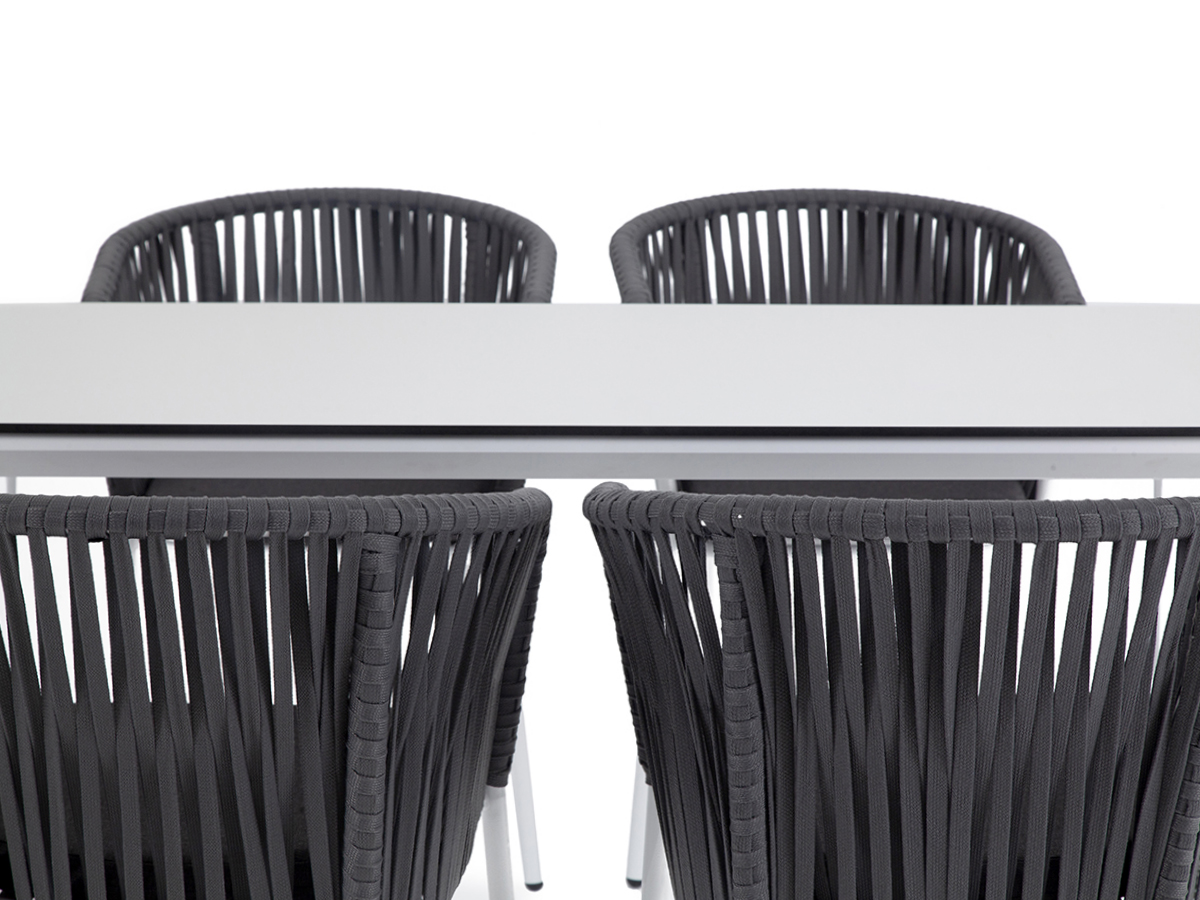 фото "малага" обеденная группа на 4 персоны со стульями "бордо", каркас белый, роуп серый