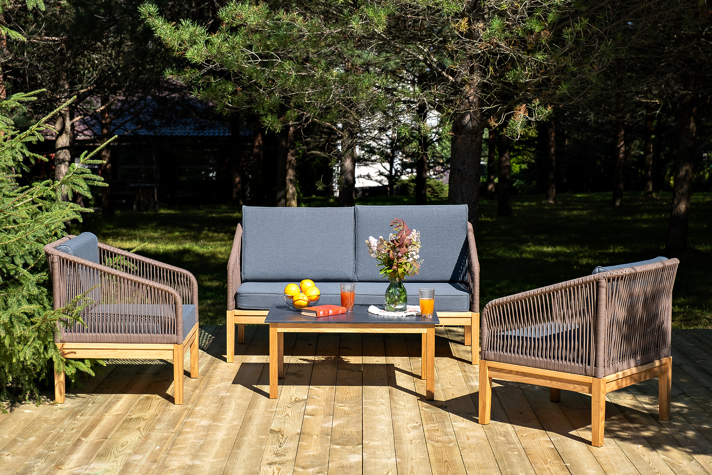 фото "канны" лаунж-зона 4-местная из роупа со столиком "канны" (серый гранит), основание дуб, роуп коричневый