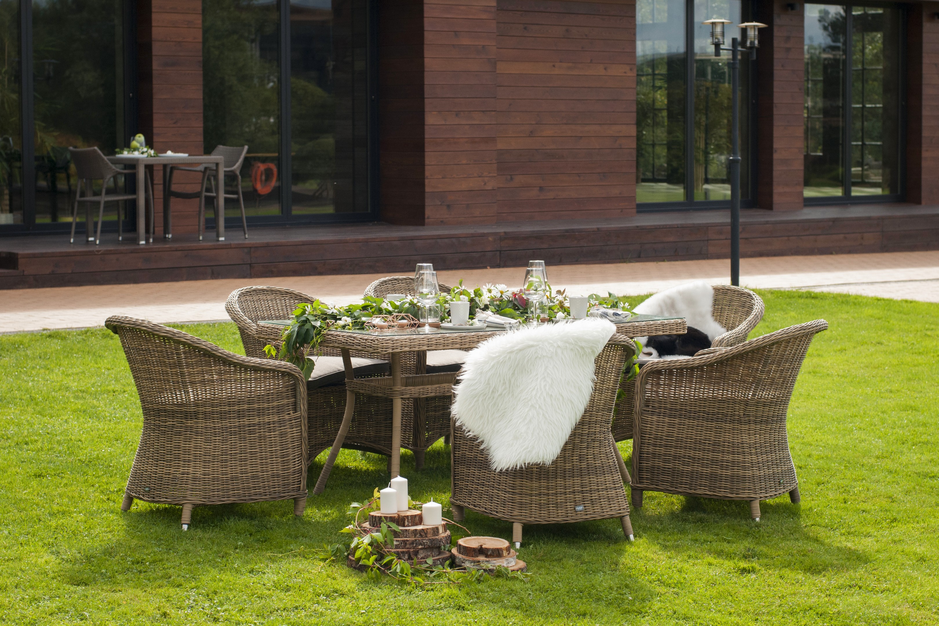 фото "латте" плетеный стол из искусственного ротанга 160х90см, цвет соломенный