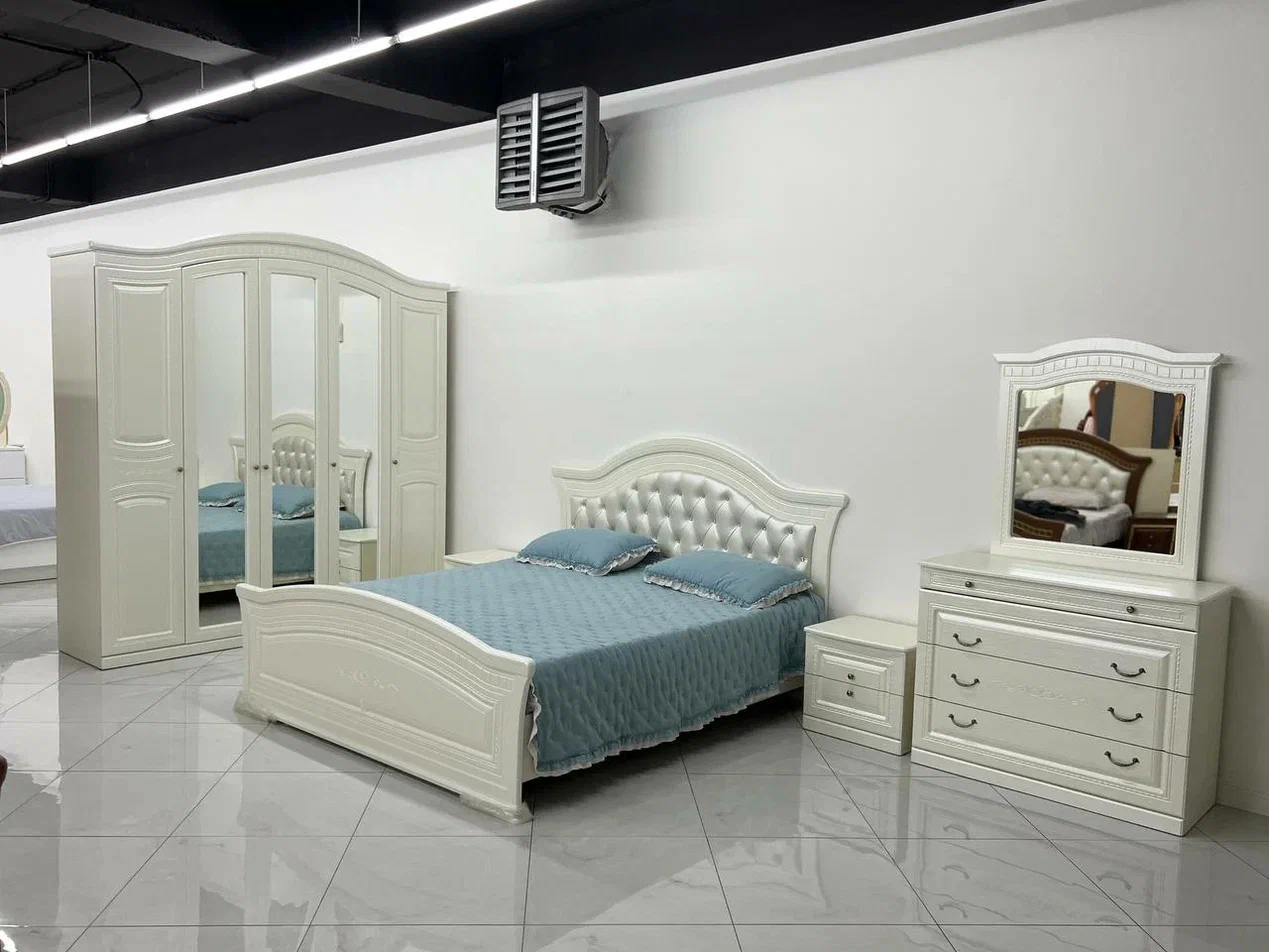 фото комод венера