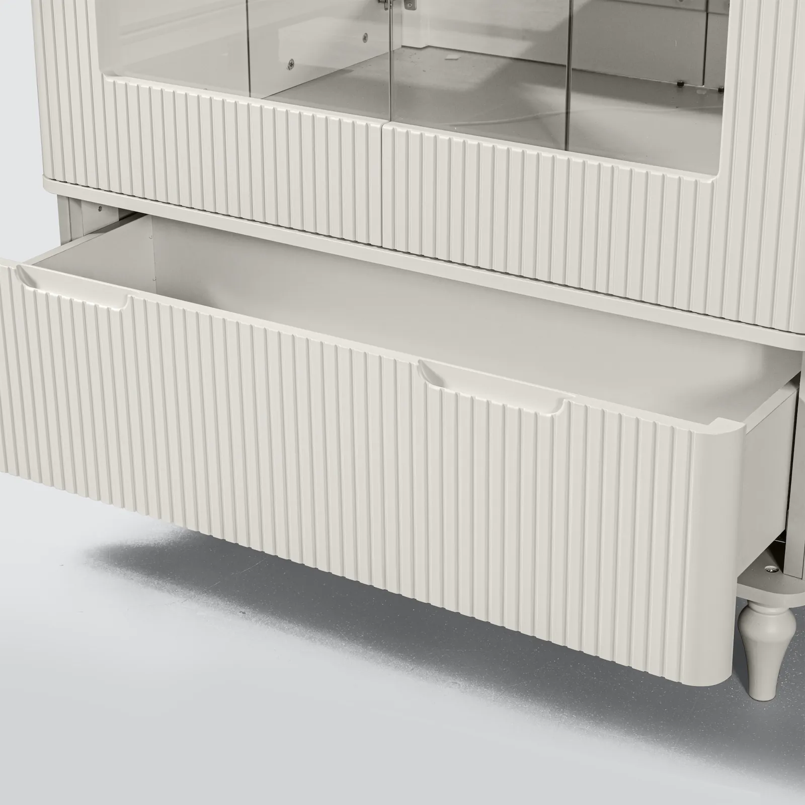 фото шкаф с витриной 2-х дв. модена