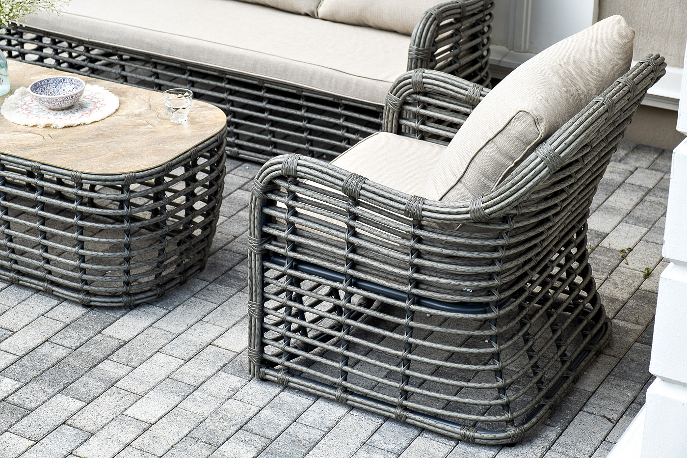 фото "ницца" лаунж-зона из искусственного ротанга, цвет бронзовый