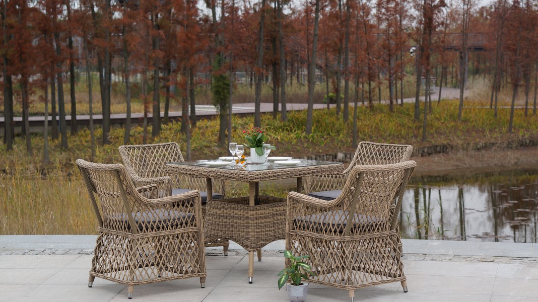 фото "латте" плетеное кресло из искусственного ротанга, цвет соломенный