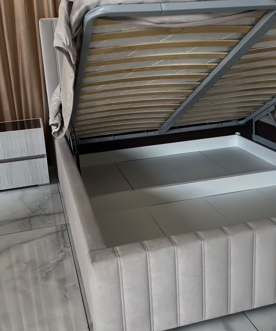 фото кровать двуспальная с подъемным механизмом беллуччи