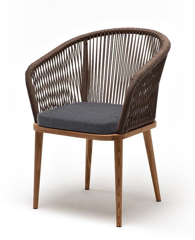 фото "марсель" стул плетеный из роупа, основание дуб, роуп темно-серый круглый, ткань темно-серая 027