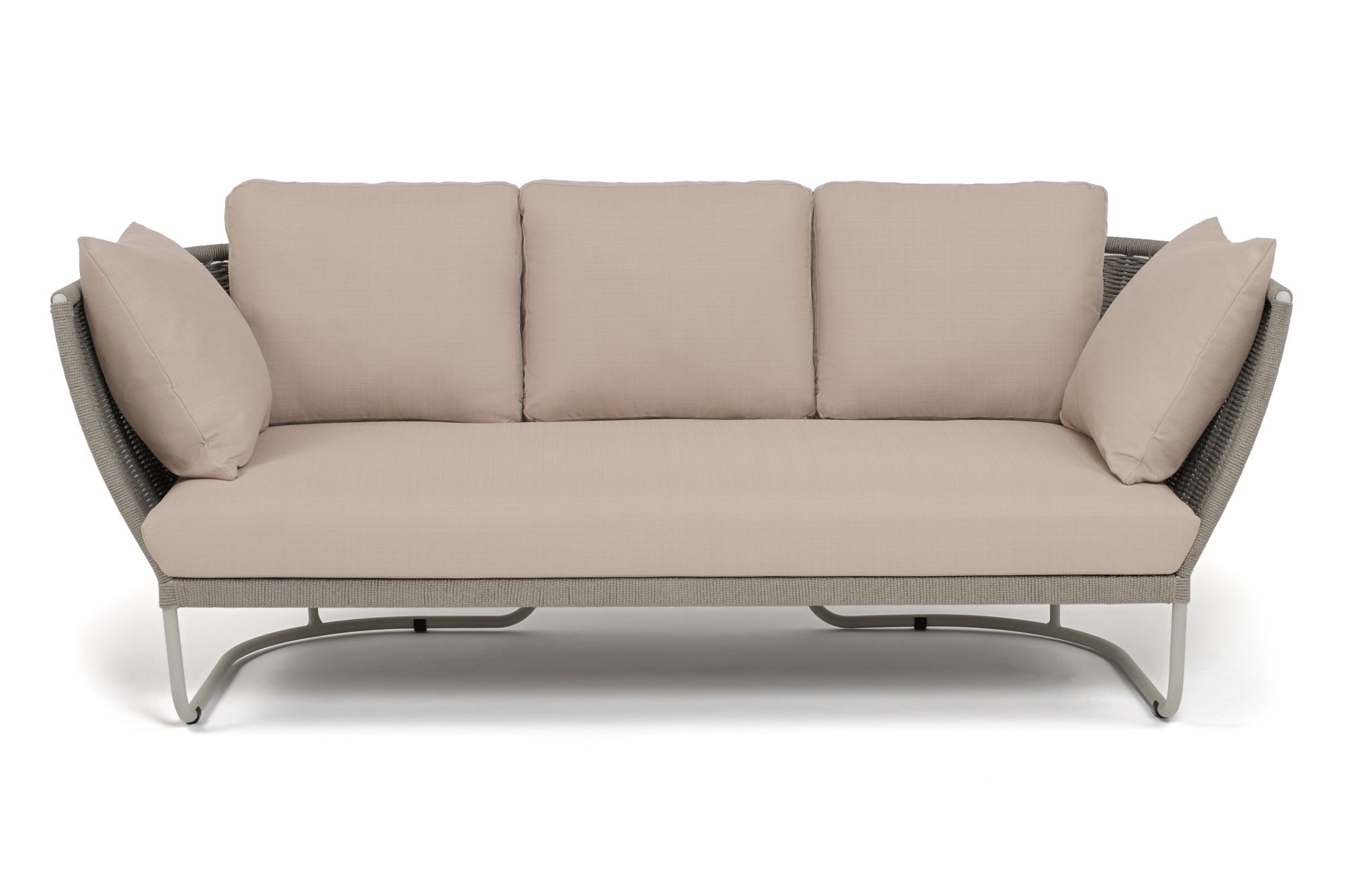 фото "фиджи" диван 3-местный плетеный из роупа, каркас алюминий светло-серый (ral7035) муар, роуп серый меланж круглый, ткань mossle бежевая