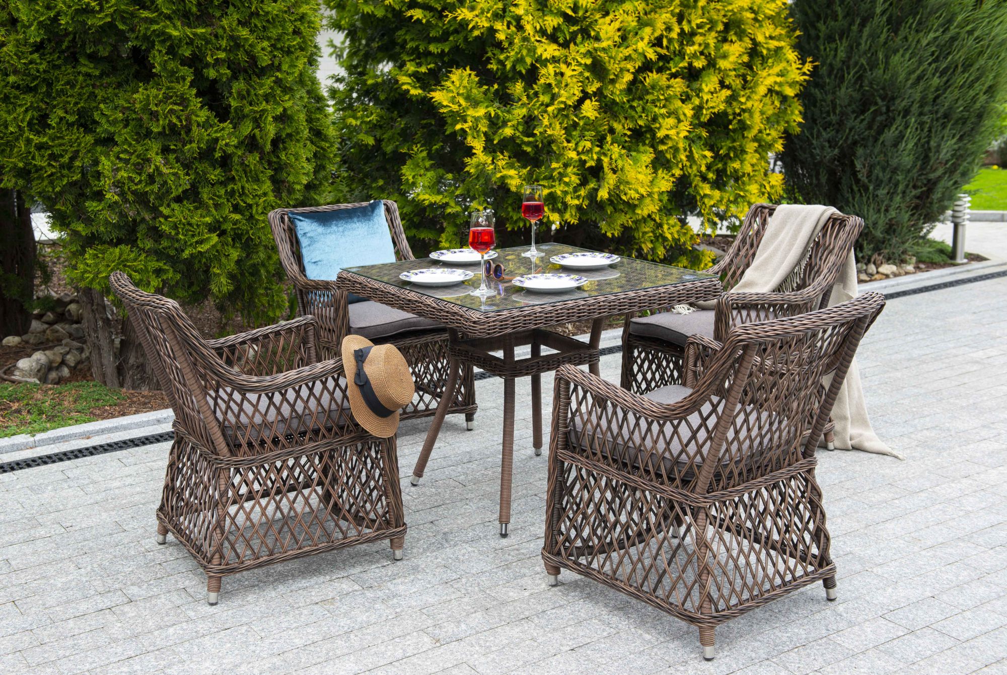 фото "айриш" стол плетеный из искусственного ротанга, цвет коричневый